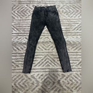 BDG Smoke Skinny Jeans - 25 / 29